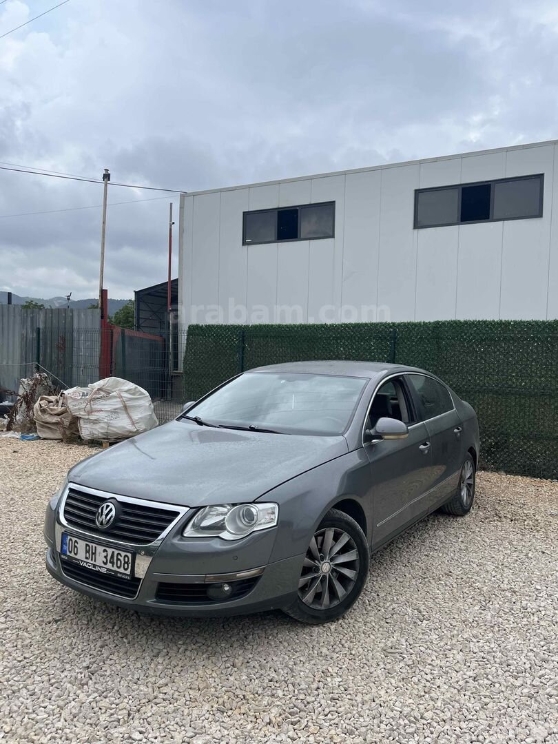 Galeriden Volkswagen Passat 1.6 FSi Comfortline 2007 Model Bursa 275.000 km Gri 1