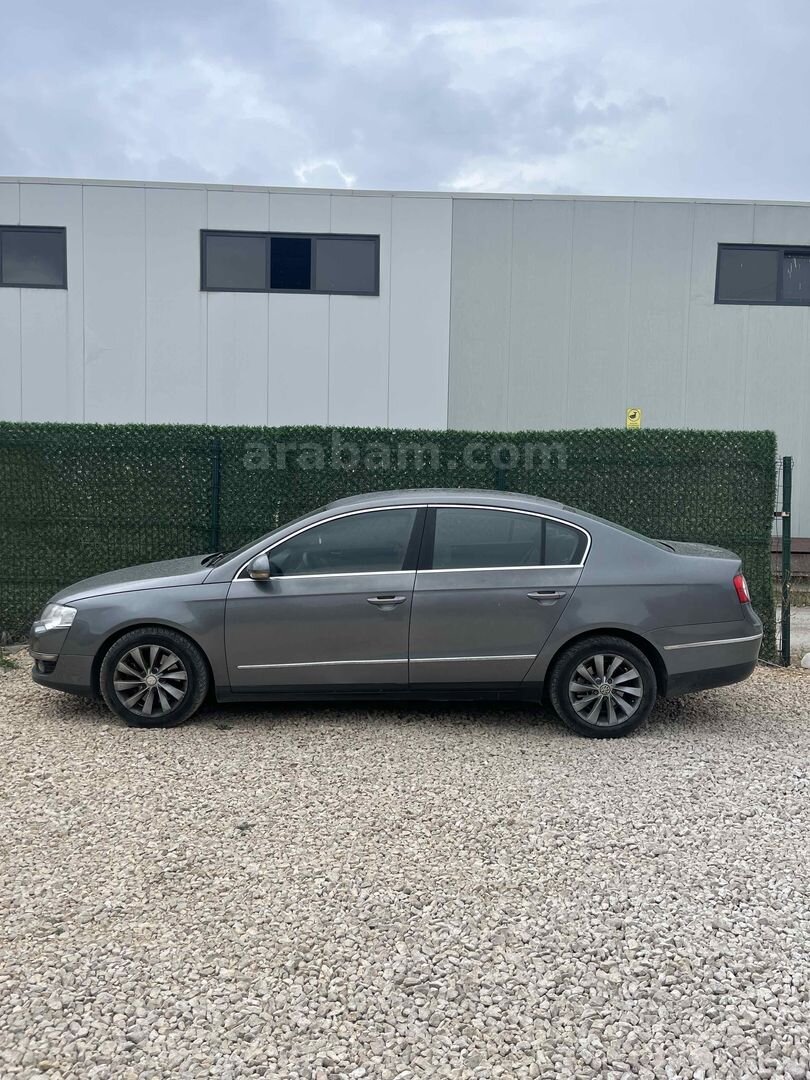 Galeriden Volkswagen Passat 1.6 FSi Comfortline 2007 Model Bursa 275.000 km Gri 4