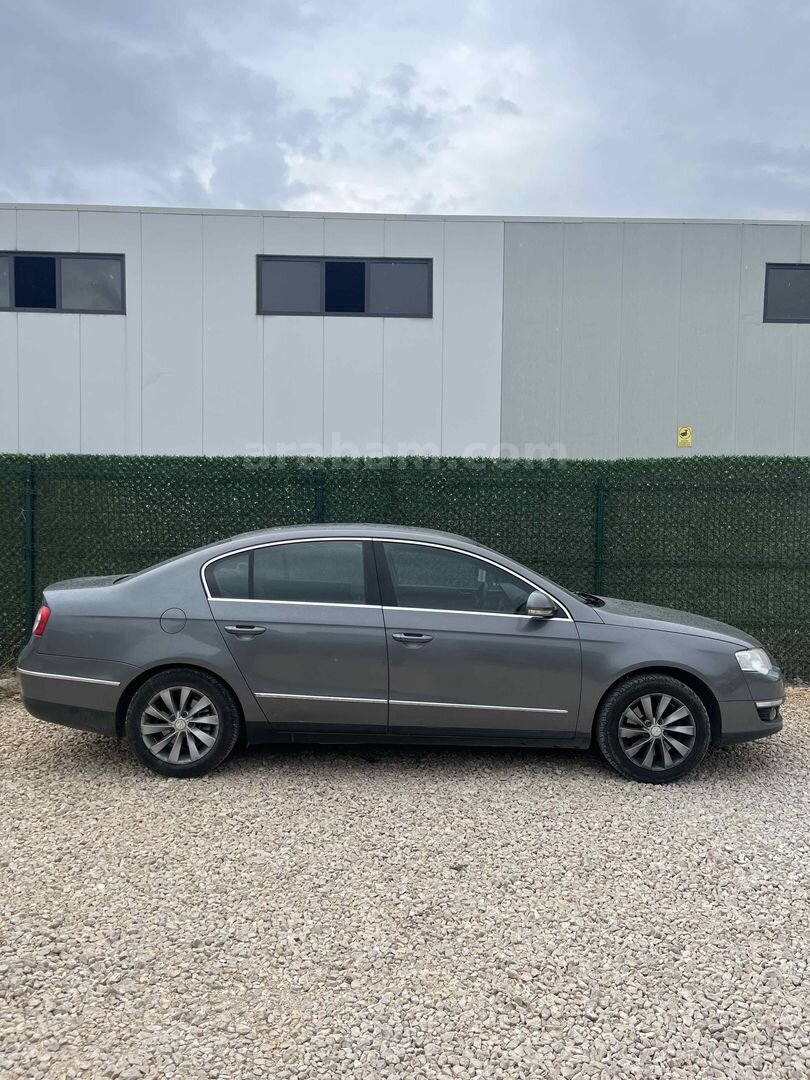 Galeriden Volkswagen Passat 1.6 FSi Comfortline 2007 Model Bursa 275.000 km Gri 5