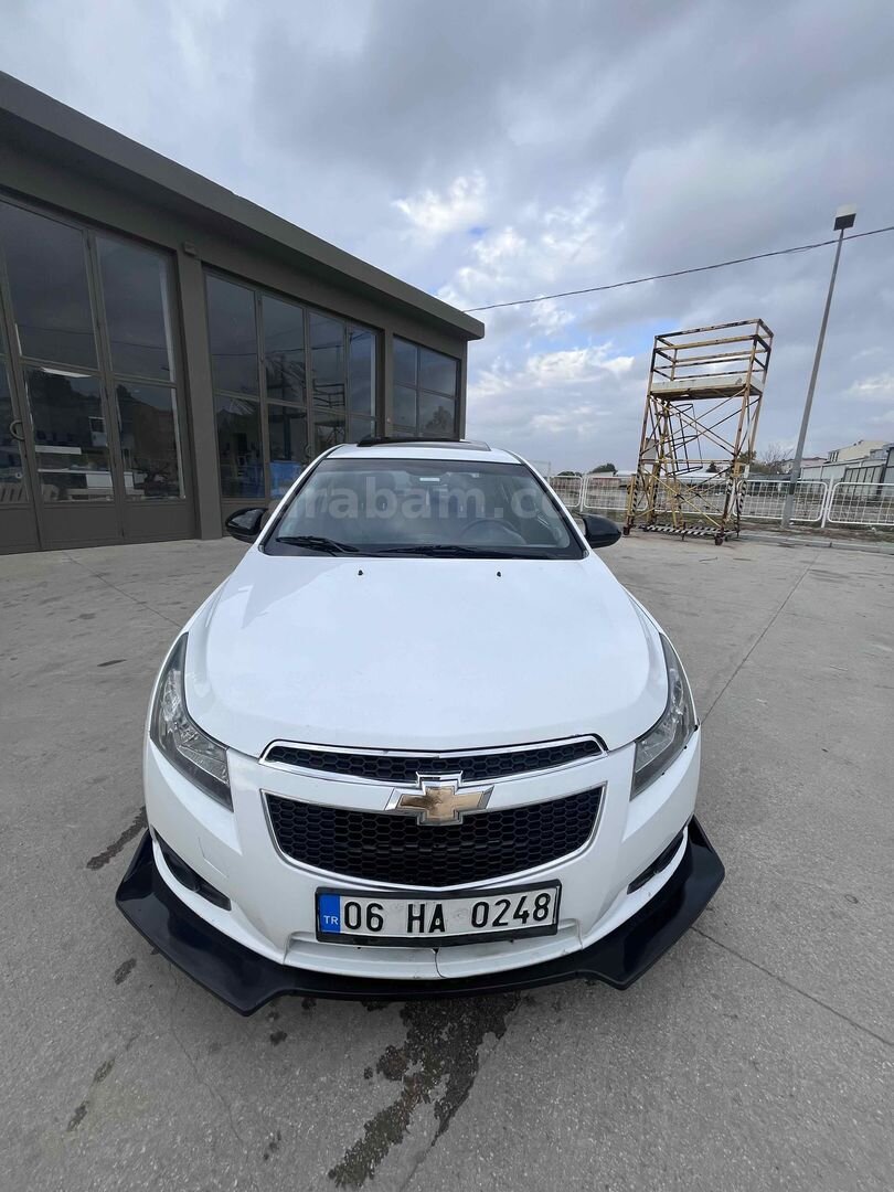Sahibinden Chevrolet Cruze 1.6 LS 2010 Model Edirne 260.000 km Beyaz 1
