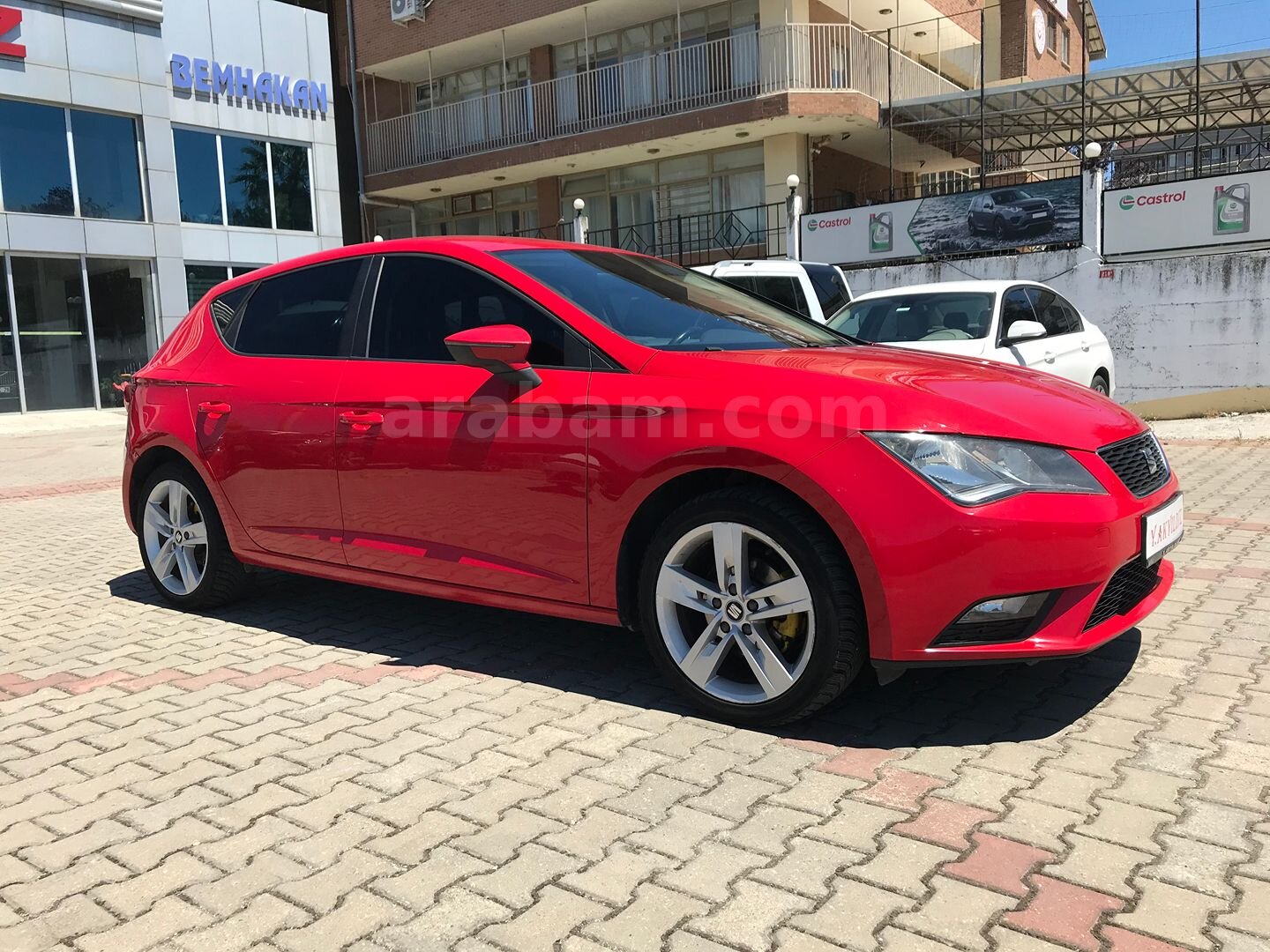 Galeriden Seat Leon 1.2 TSI Style 2015 Model Bursa 213.000 km Kırmızı 2