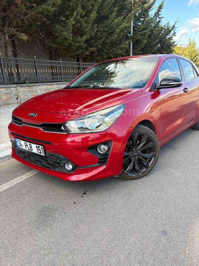 Sahibinden Kia Rio 1.4L MPI Elegance 2021 Model İstanbul 106.000 km Kırmızı 2