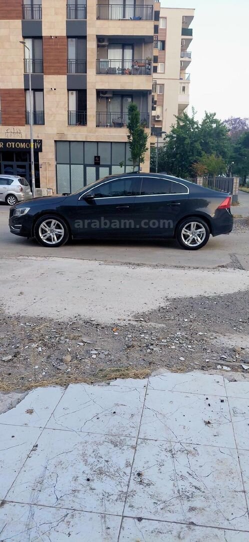 Sahibinden Volvo S60 1.6 D Advance 2014 Model İzmir 272.600 km Gri 4