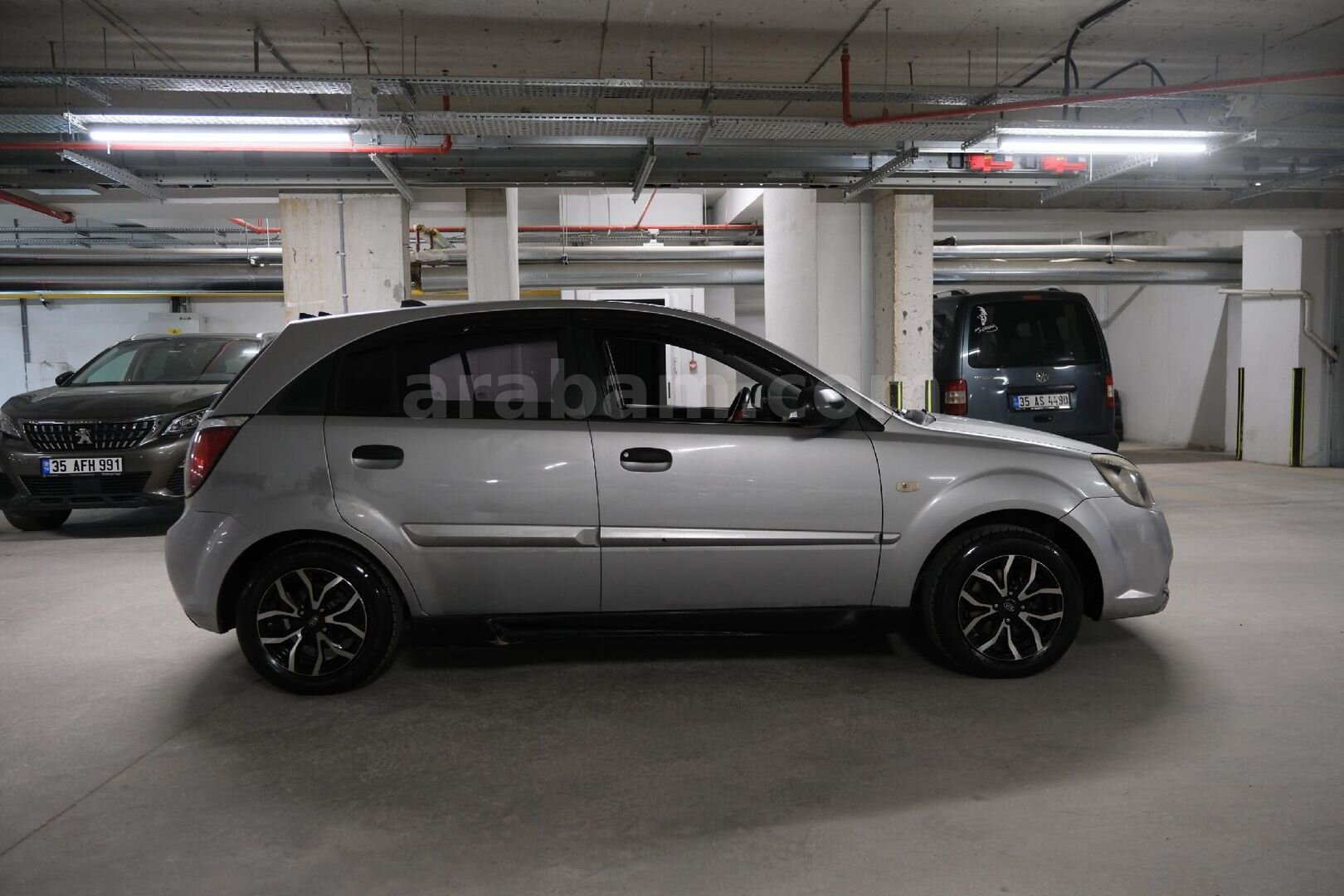 Sahibinden Kia Rio 1.4 GSL Trend 2011 Model İzmir 221.000 km Gri (metalik) 6