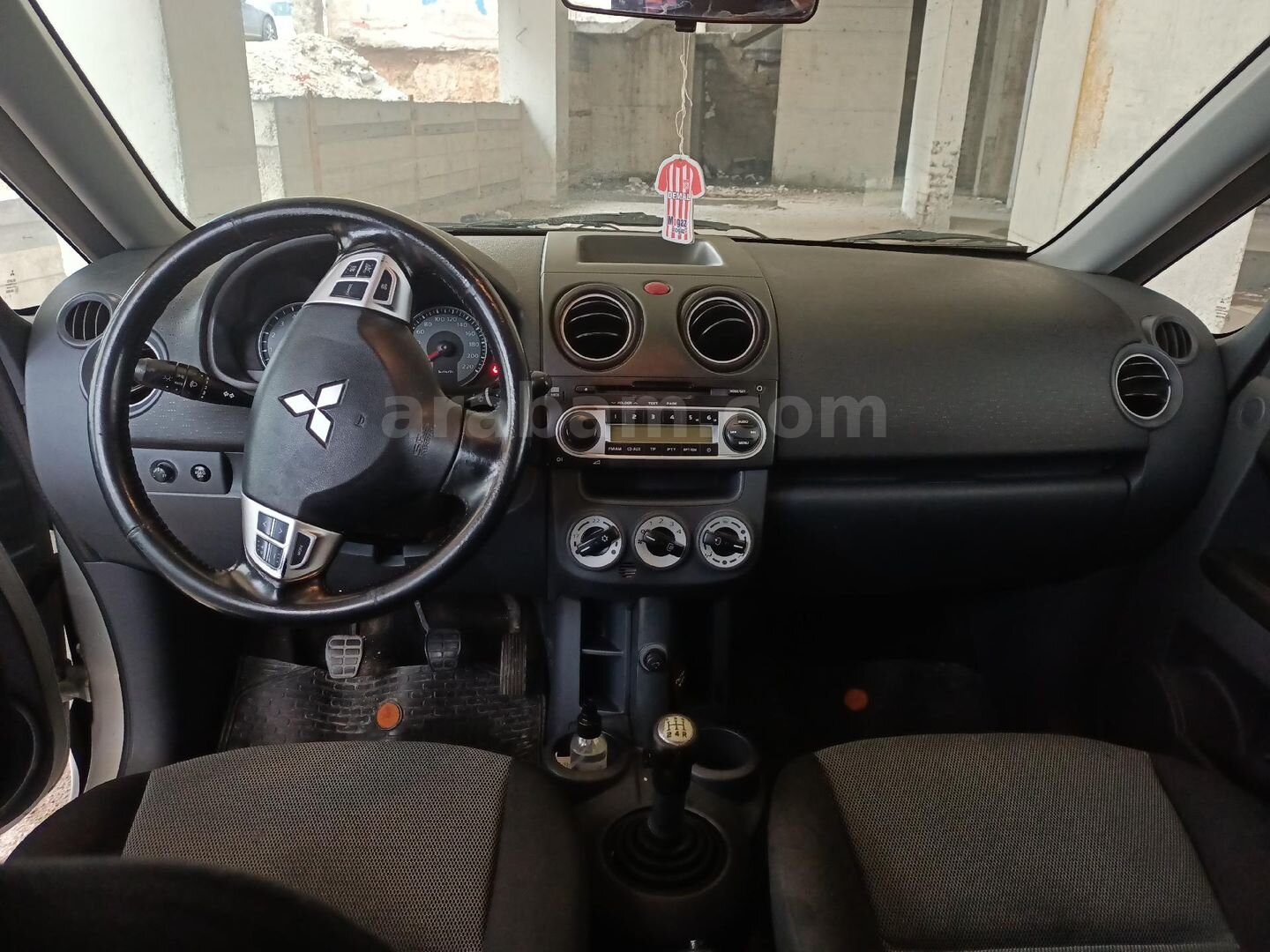 Sahibinden Mitsubishi Colt 1.3 Elegance 2011 Model Elazığ 193.000 km Gri (Gümüş) 7