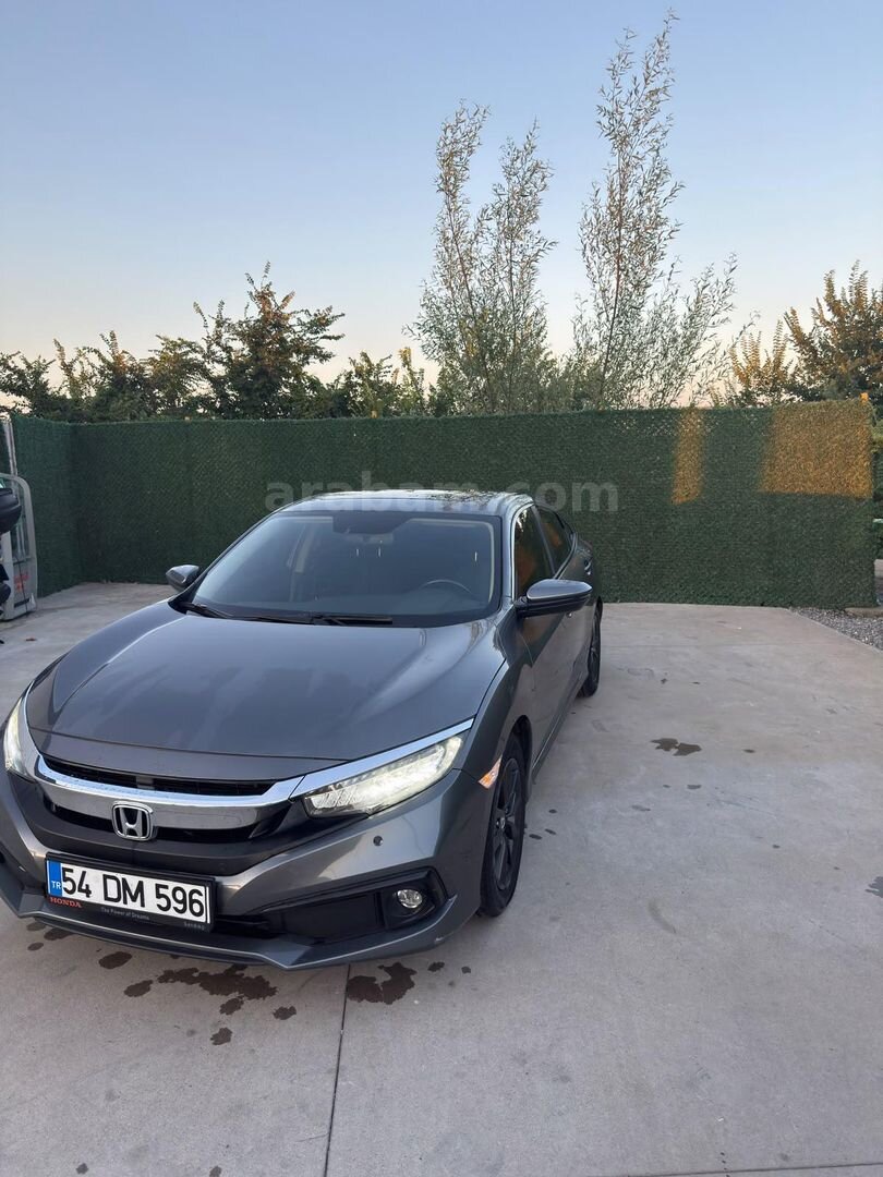 Sahibinden Honda Civic 1.6i VTEC Eco Elegance 2021 Model Sakarya 129.000 km Füme 1