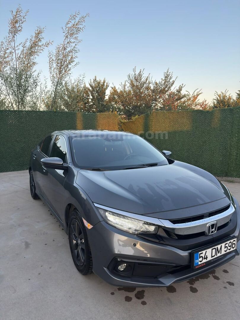 Sahibinden Honda Civic 1.6i VTEC Eco Elegance 2021 Model Sakarya 129.000 km Füme 4