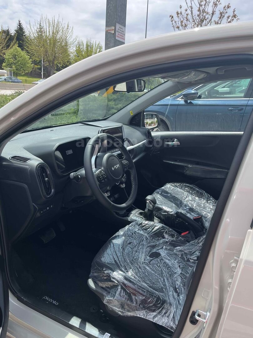 Sahibinden Kia Picanto 1.0 MPI 2026 Model Ankara 8.000 km Bej 6