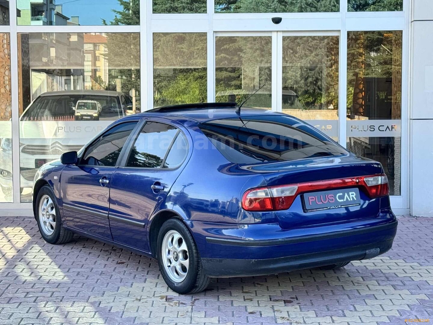 Galeriden Seat Toledo 1.6 Signo Plus 2003 Model Konya 305.000 km Mavi 4