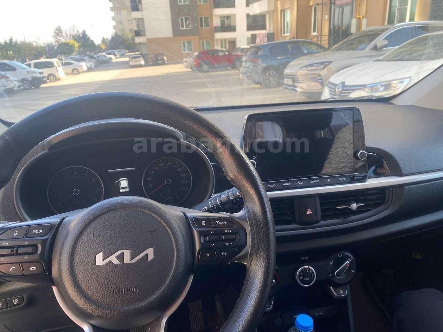 Sahibinden Kia Picanto 1.0 MPI 2023 Model Diyarbakır 35.000 km Beyaz 3