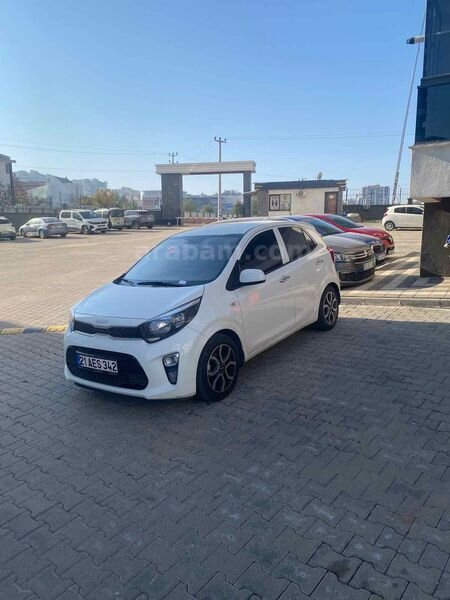 Sahibinden Kia Picanto 1.0 MPI 2023 Model Diyarbakır 35.000 km Beyaz
