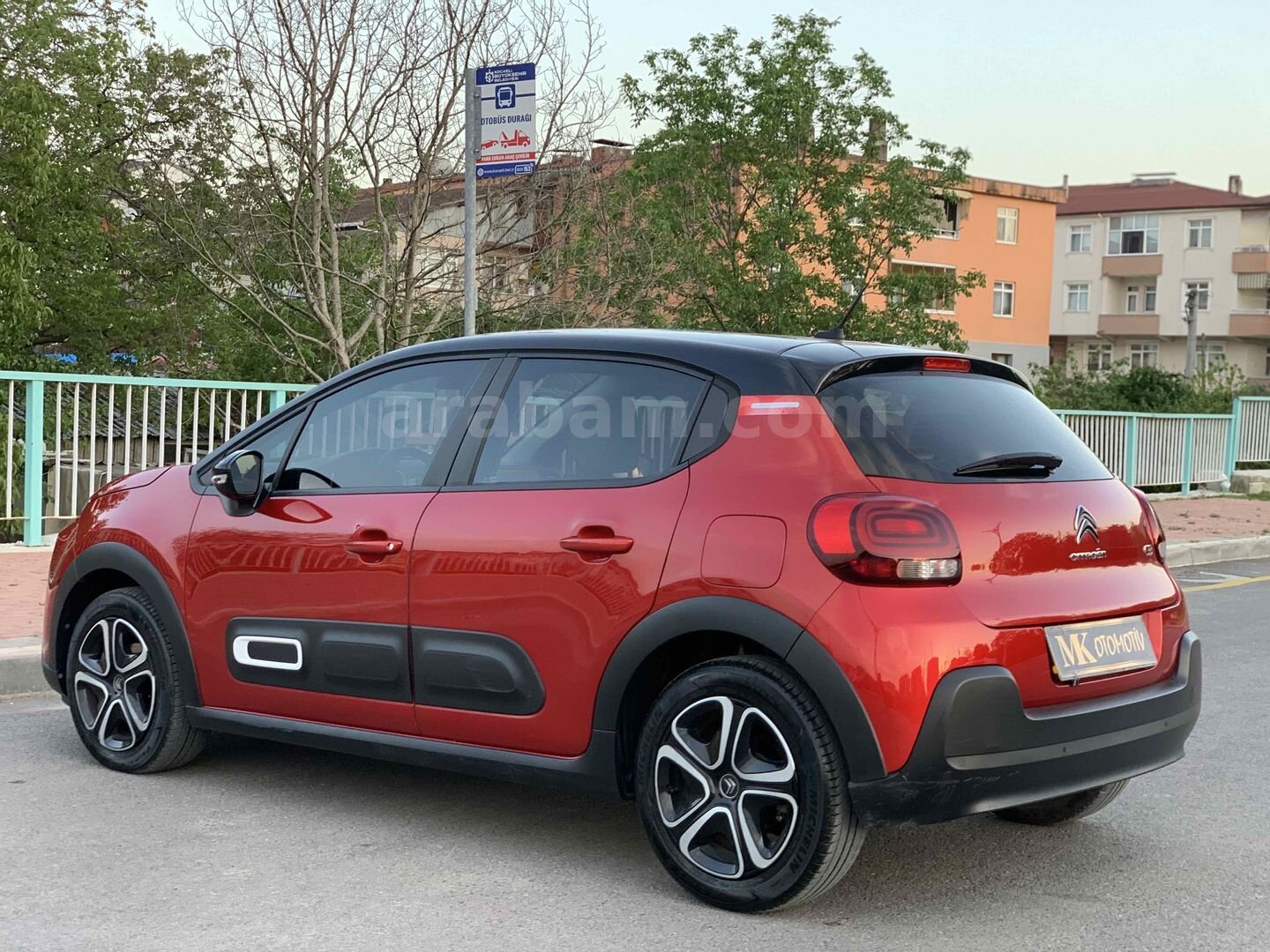 Galeriden Citroen C3 1.2 PureTech Feel Bold 2021 Model Kocaeli 19.000 km Kırmızı 7