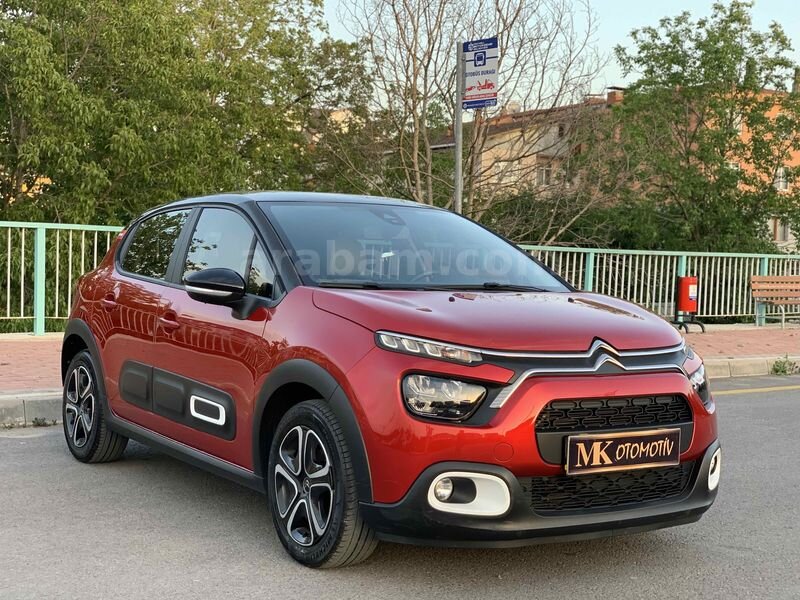 Galeriden Citroen C3 1.2 PureTech Feel Bold 2021 Model Kocaeli 19.000 km Kırmızı