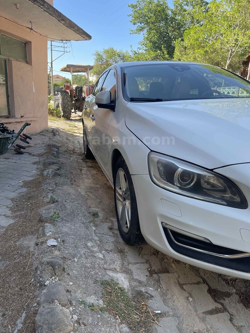 Sahibinden Volvo S60 2.0 D Advance 2015 Model Mardin 288.450 km Beyaz 2