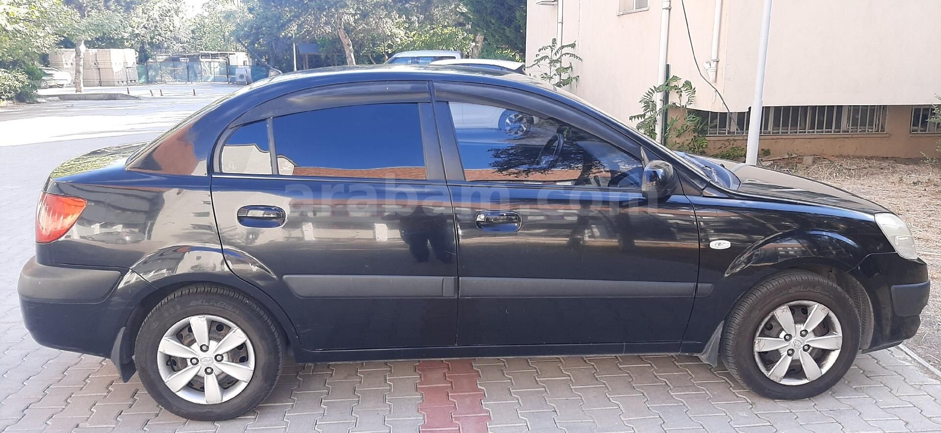 Sahibinden Kia Rio 1.5 CRDi EX Comfort 2008 Model Ankara 255.000 km Siyah 2