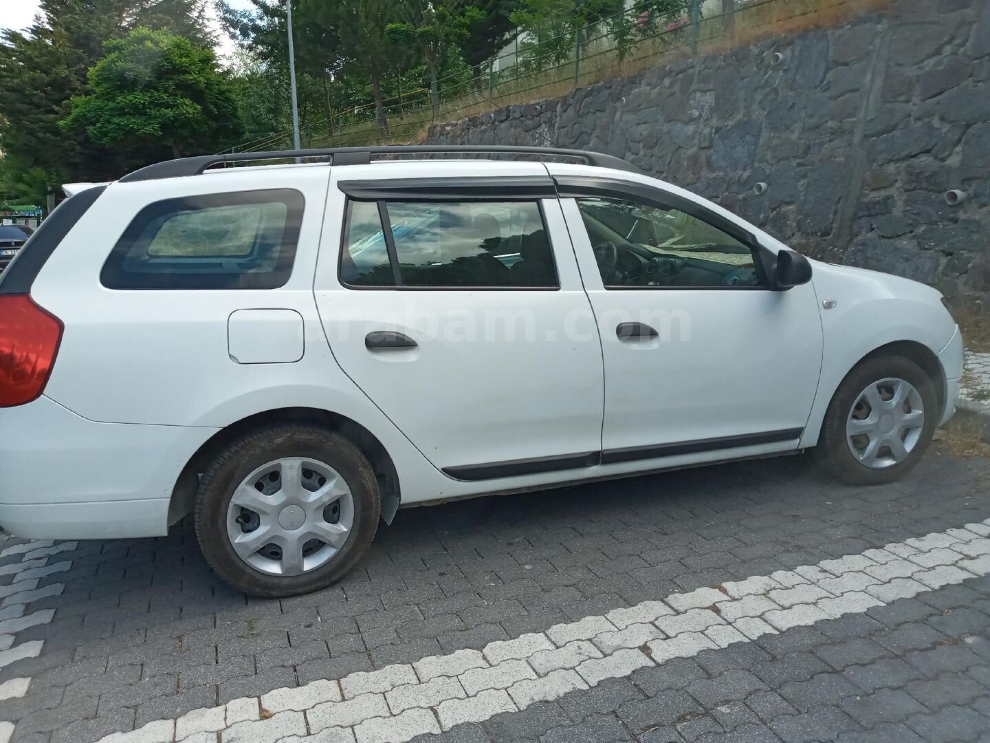 Sahibinden Dacia Logan 1.5 dCi MCV Ambiance 2014 Model İstanbul 127.000 km Beyaz 4
