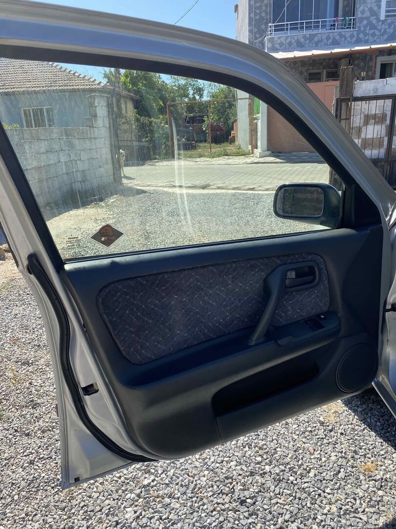 Sahibinden Nissan Primera 2.0 SE 1997 Model Manisa 339.000 km Gri (Gümüş) 5