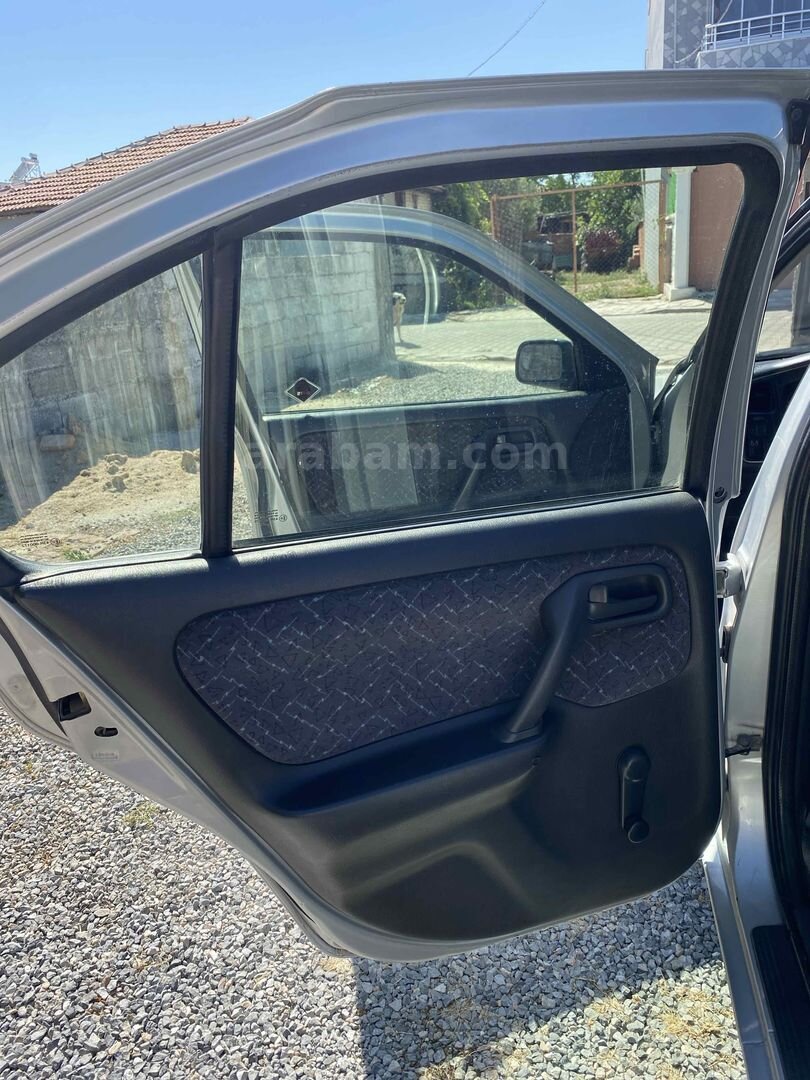 Sahibinden Nissan Primera 2.0 SE 1997 Model Manisa 339.000 km Gri (Gümüş) 6