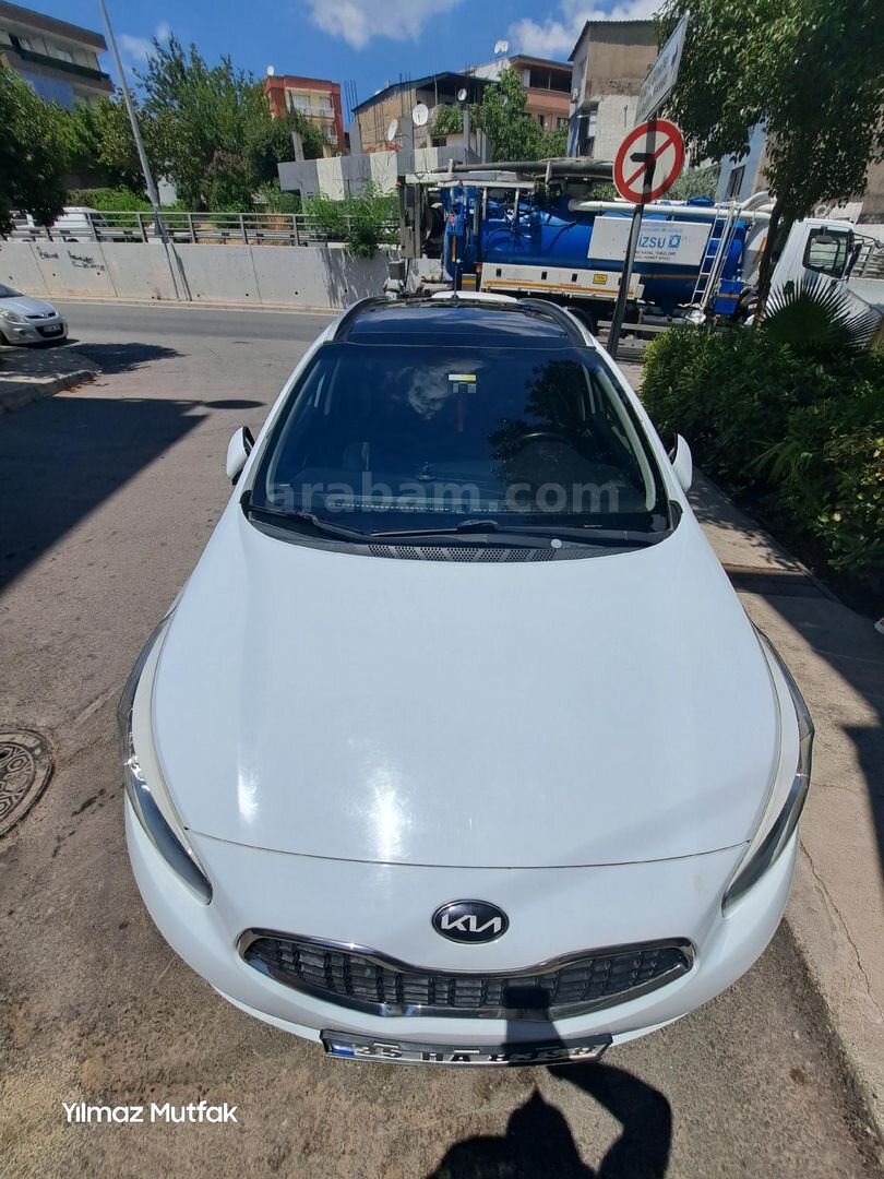 Sahibinden Kia Ceed 1.6 CRDi Concept Plus SW 2013 Model İzmir 170.000 km Beyaz 3