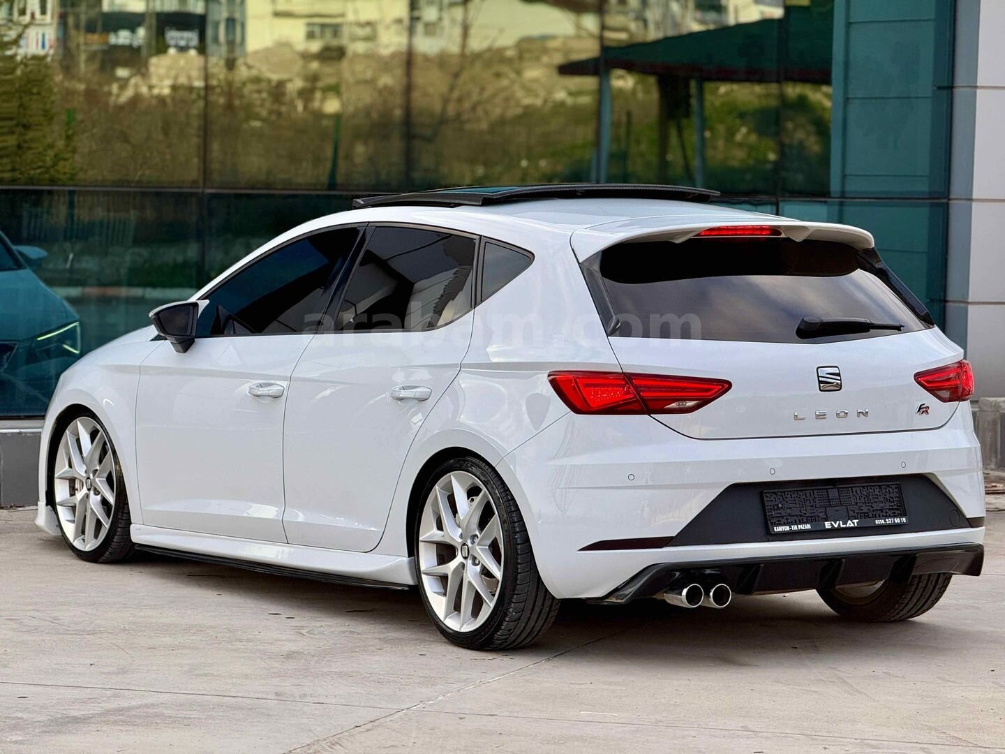 Sahibinden Seat Leon 1.4 TSI FR 2018 Model Van 135.000 km Beyaz 5
