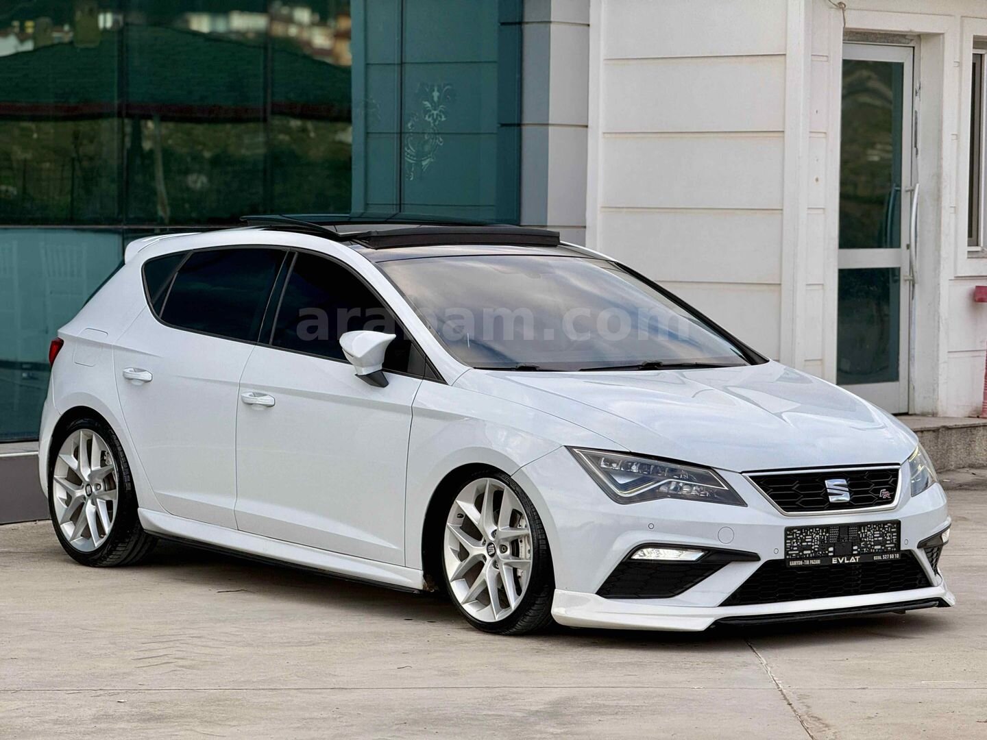 Sahibinden Seat Leon 1.4 TSI FR 2018 Model Van 135.000 km Beyaz 4