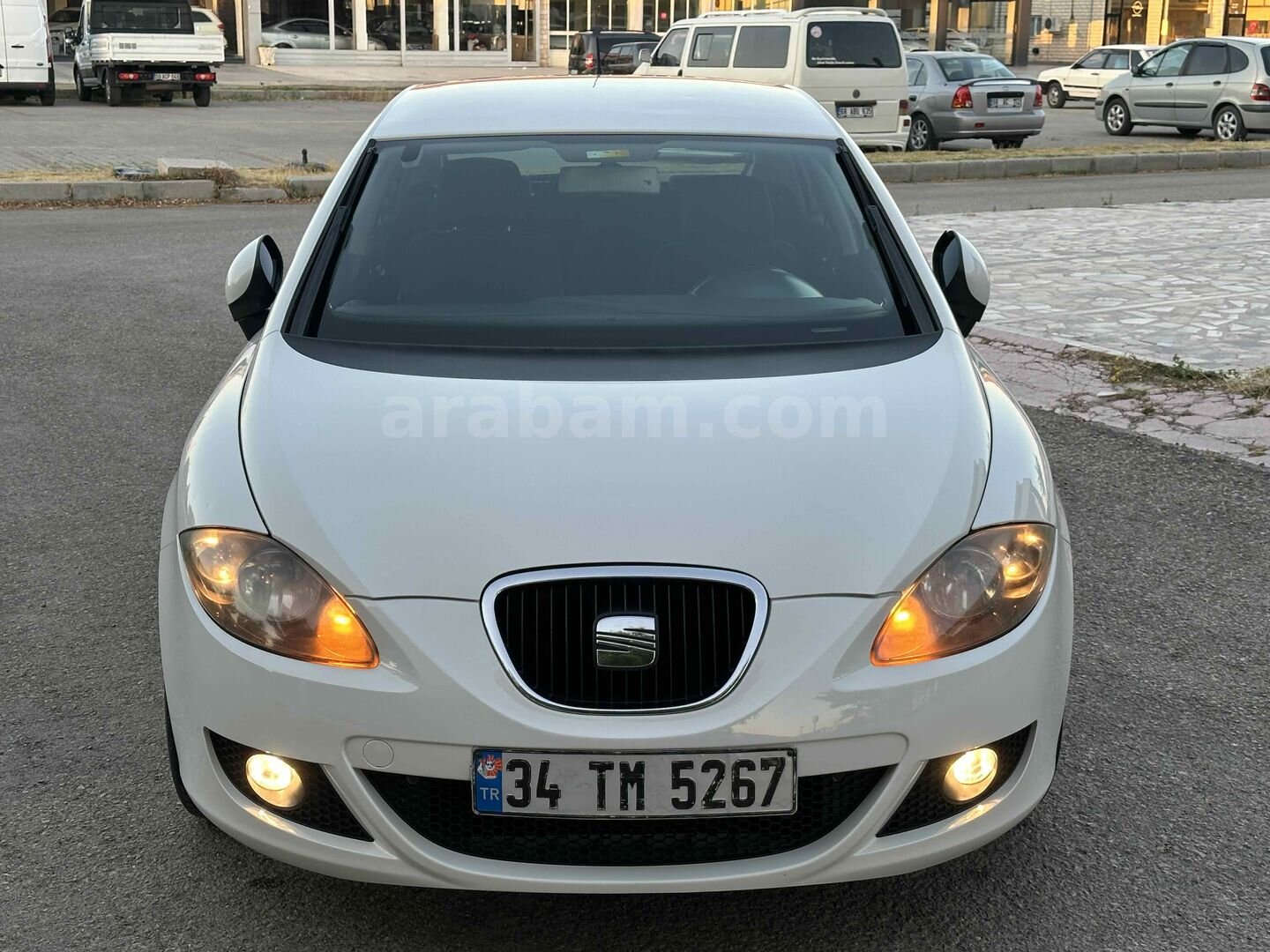 Galeriden Seat Leon 1.6 Stylance 2009 Model Aksaray 153.000 km Beyaz 3