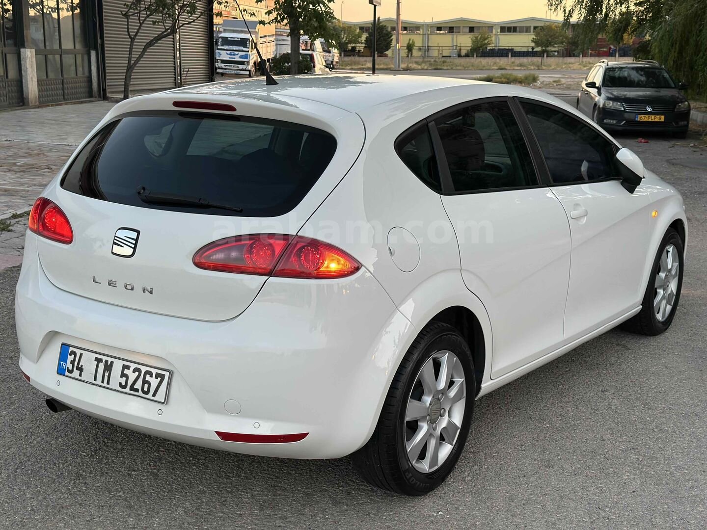 Galeriden Seat Leon 1.6 Stylance 2009 Model Aksaray 153.000 km Beyaz 6