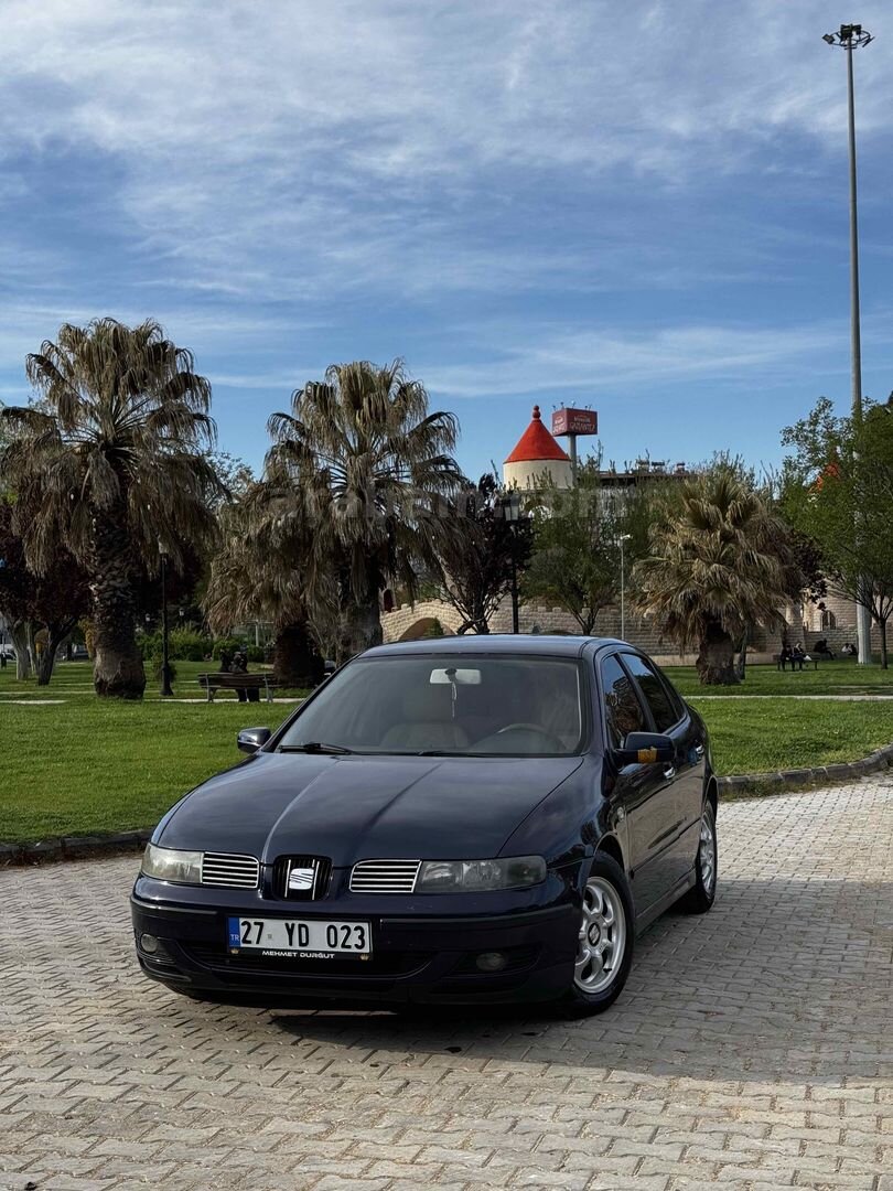 Sahibinden Seat Toledo 1.6 Signo 2001 Model Gaziantep 350.000 km Lacivert 1