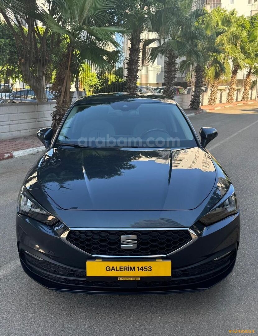 Galeriden Seat Leon 1.0 eTSI Style 2022 Model Antalya 99.800 km Lacivert 2