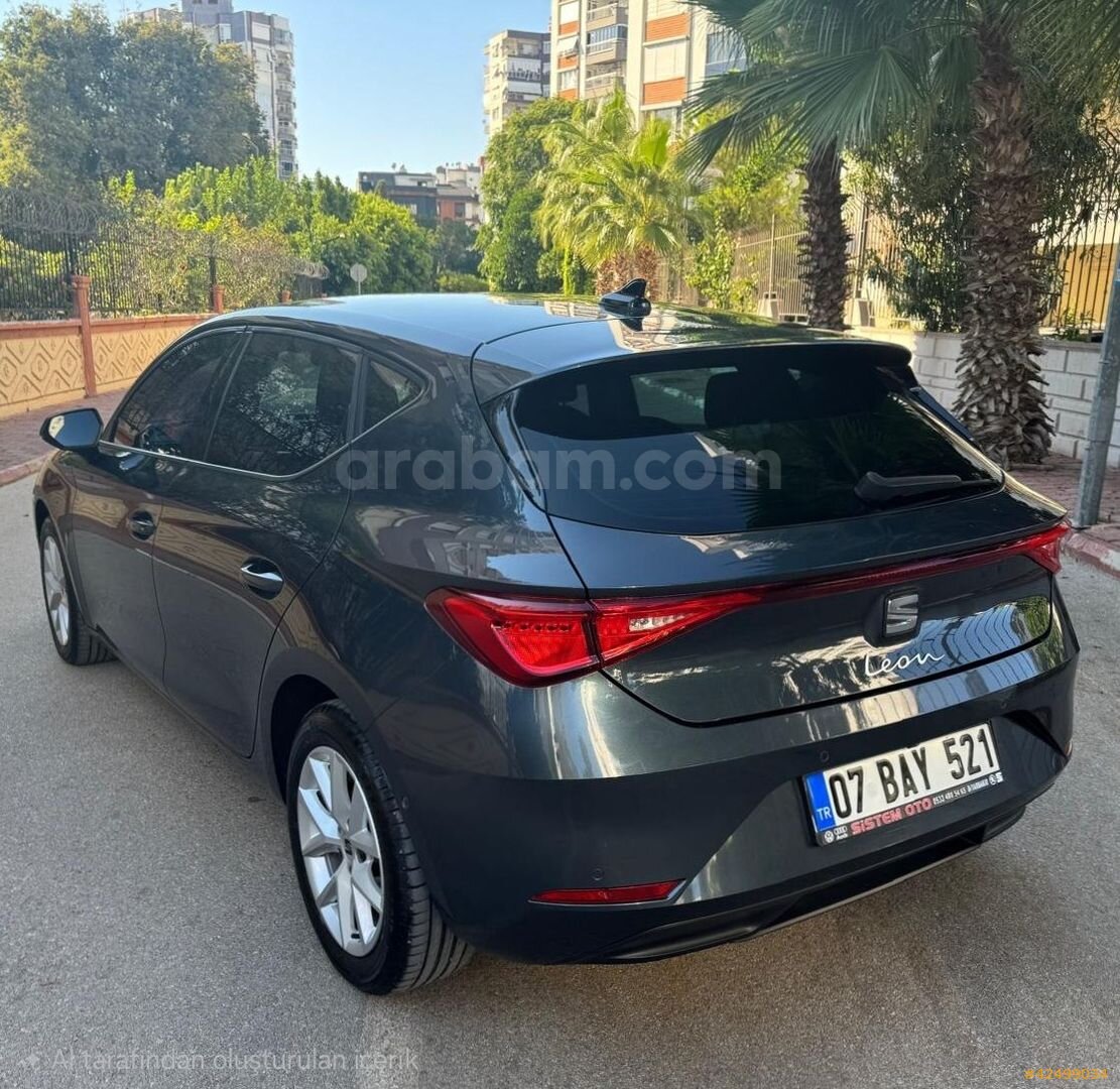 Galeriden Seat Leon 1.0 eTSI Style 2022 Model Antalya 99.800 km Lacivert 6