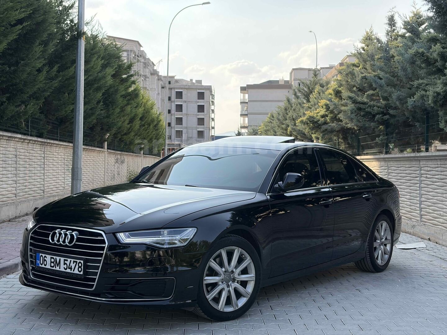 Galeriden Audi A6 Sedan 2.0 TDI 2015 Model Konya 255.000 km Siyah 4