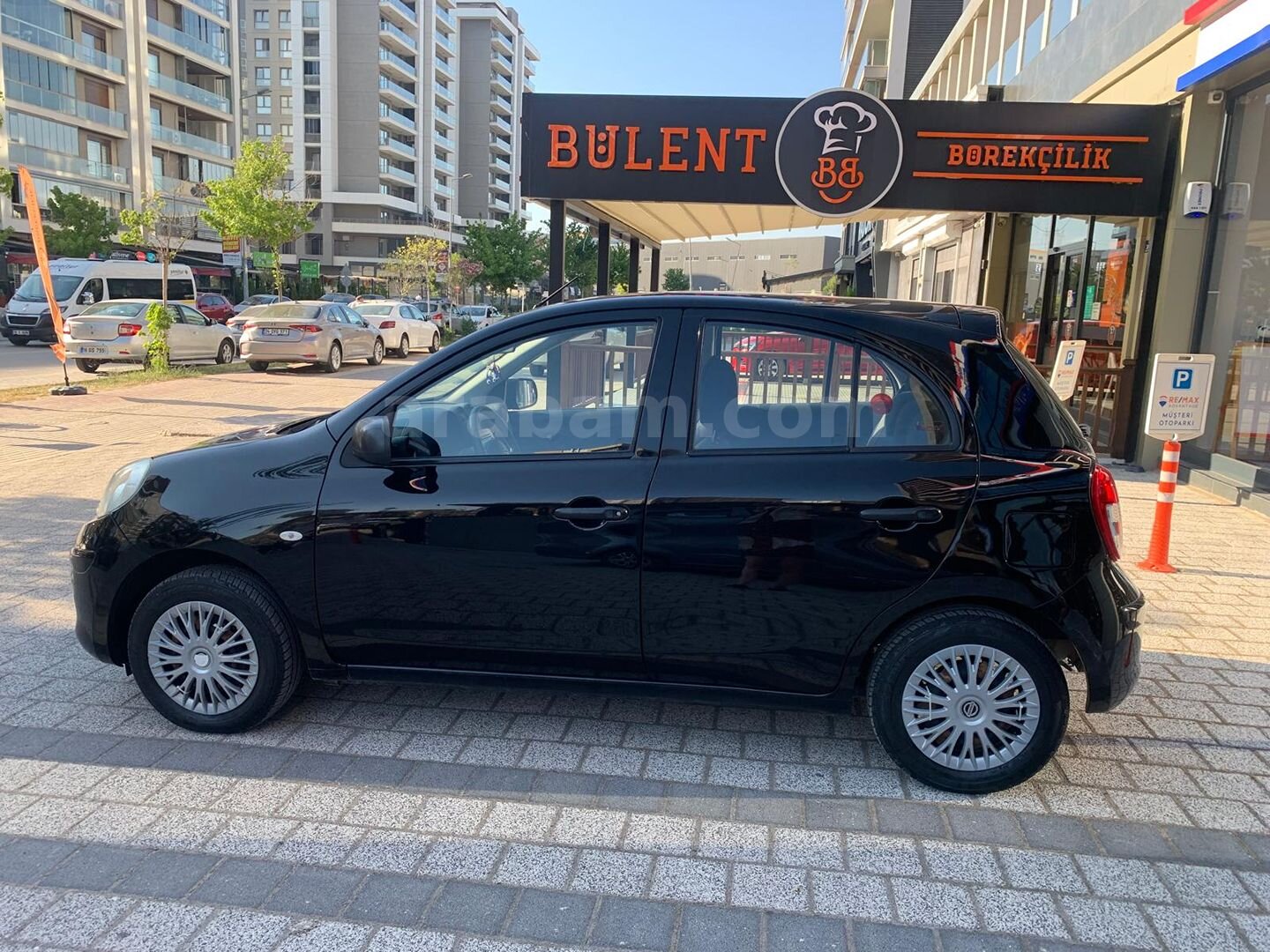 Sahibinden Nissan Micra 1.2 Passion 2011 Model Bursa 85.000 km Siyah 3