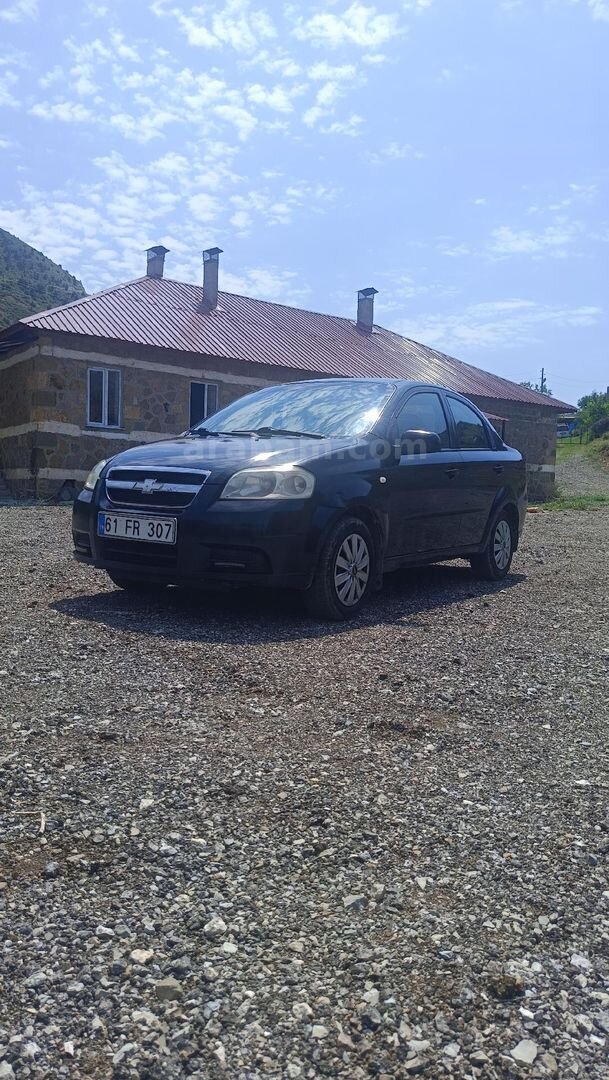 Sahibinden Chevrolet Aveo 1.2 SE 2009 Model Erzurum 199.000 km Siyah 1