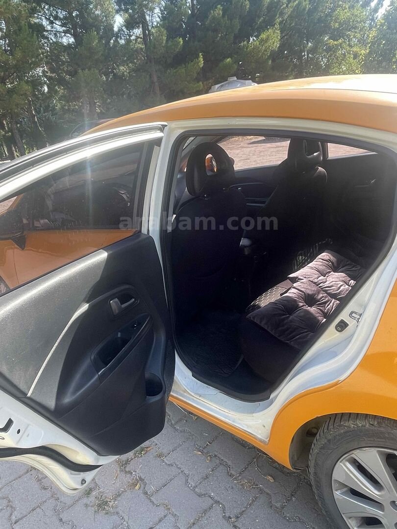 Sahibinden Kia Rio 1.4 EX Comfort 2013 Model Ankara 30.000 km Sarı 6
