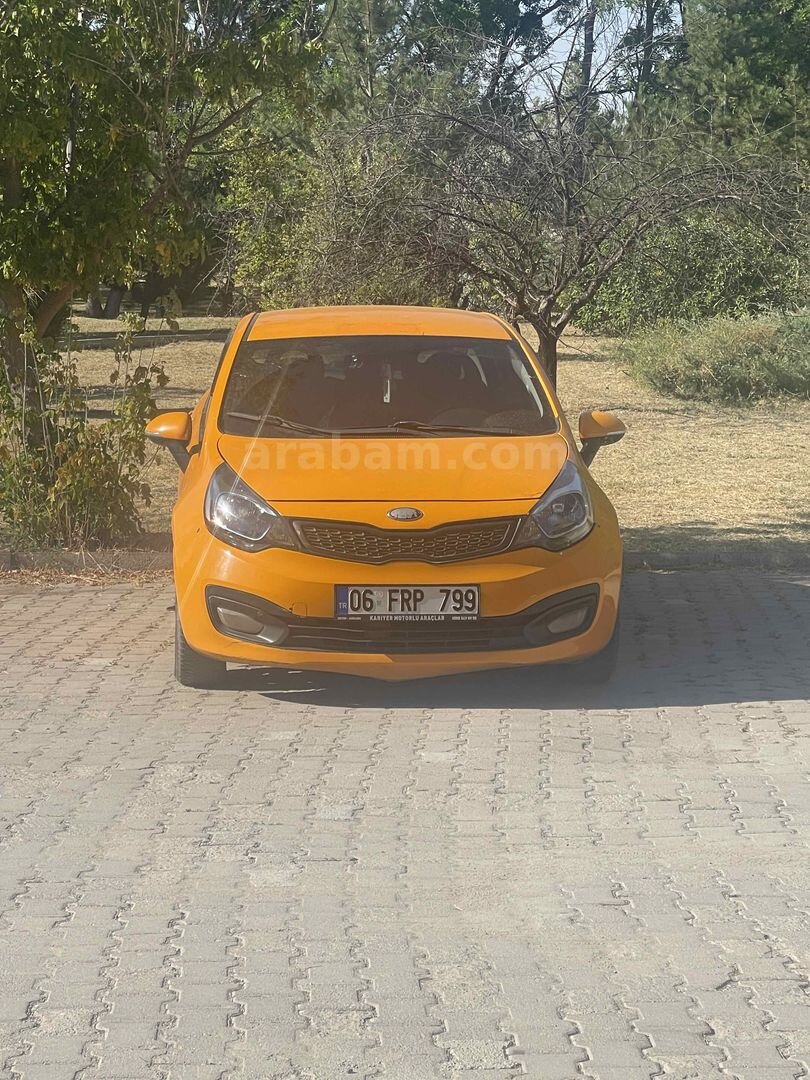 Sahibinden Kia Rio 1.4 EX Comfort 2013 Model Ankara 30.000 km Sarı 1
