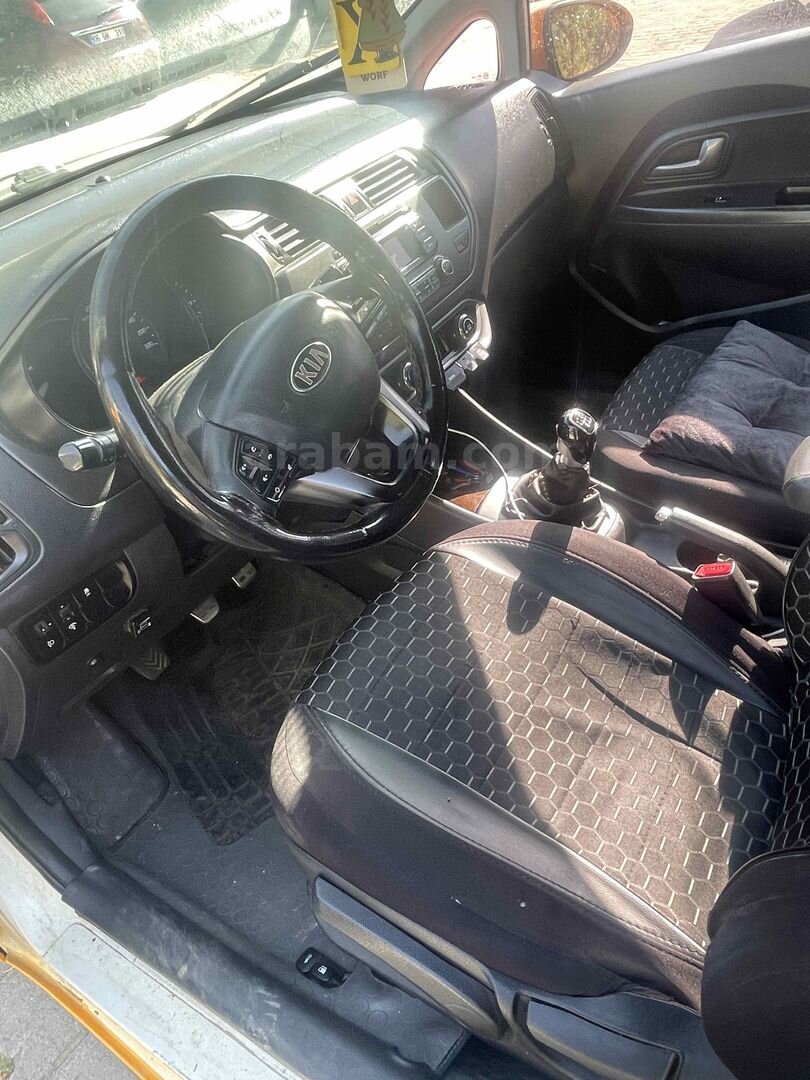 Sahibinden Kia Rio 1.4 EX Comfort 2013 Model Ankara 30.000 km Sarı 7