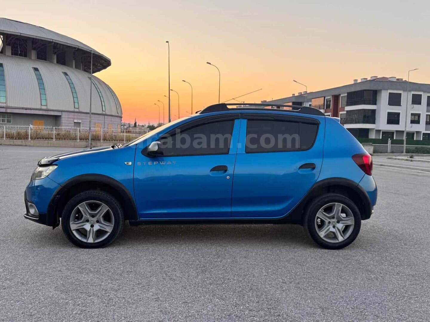 Sahibinden Dacia Sandero 1.5 dCi Stepway 2016 Model İzmir 245.000 km Mavi 5