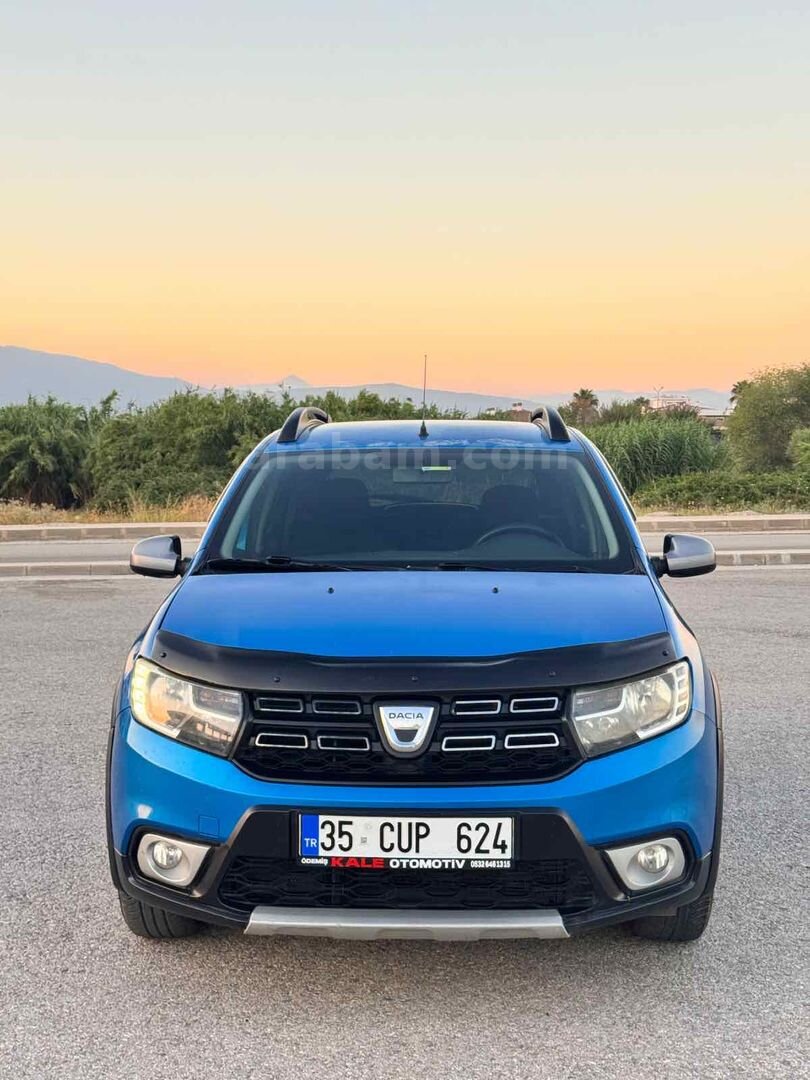 Sahibinden Dacia Sandero 1.5 dCi Stepway 2016 Model İzmir 245.000 km Mavi 4