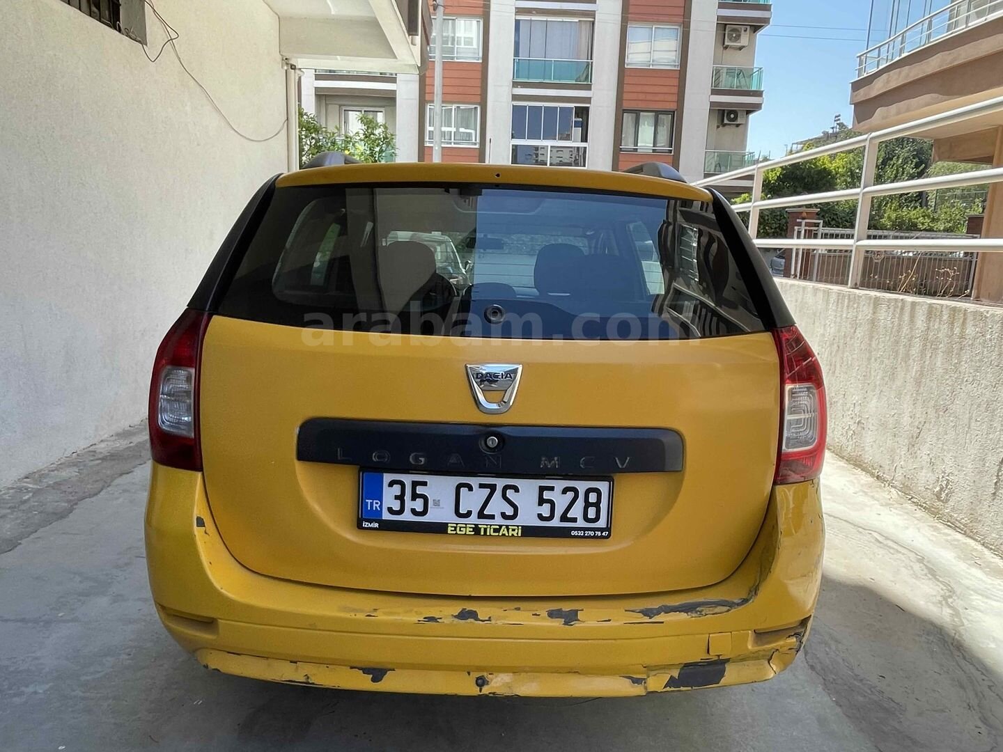 Galeriden Dacia Logan 1.5 dCi MCV Ambiance 2018 Model İzmir 834.000 km Sarı 7