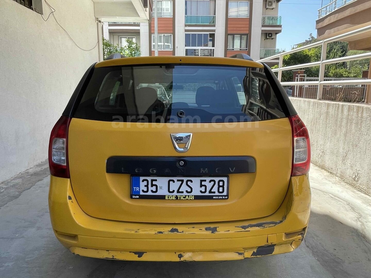 Galeriden Dacia Logan 1.5 dCi MCV Ambiance 2018 Model İzmir 834.000 km Sarı 6