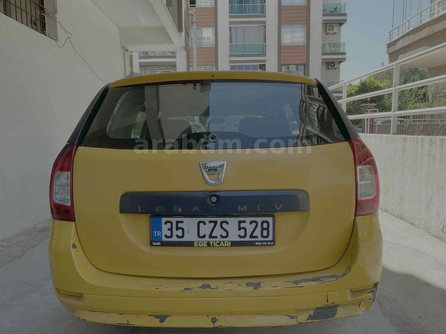 Galeriden Dacia Logan 1.5 dCi MCV Ambiance 2018 Model İzmir 834.000 km Sarı 5