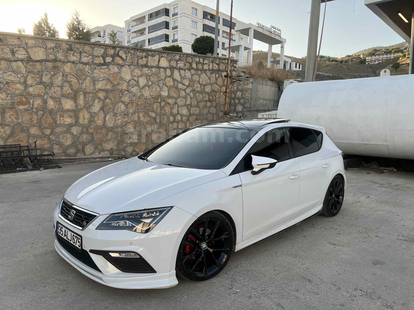 Sahibinden Seat Leon 1.4 TSI FR 2017 Model Diyarbakır 104.000 km Beyaz 2