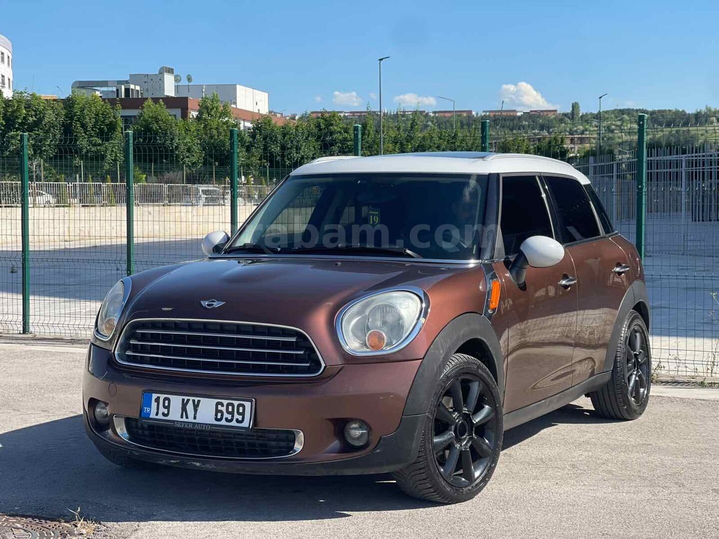 5 YILLIK Sahibinden Mini Countryman 1.6 D 2013 Model CAM TAVAN 4