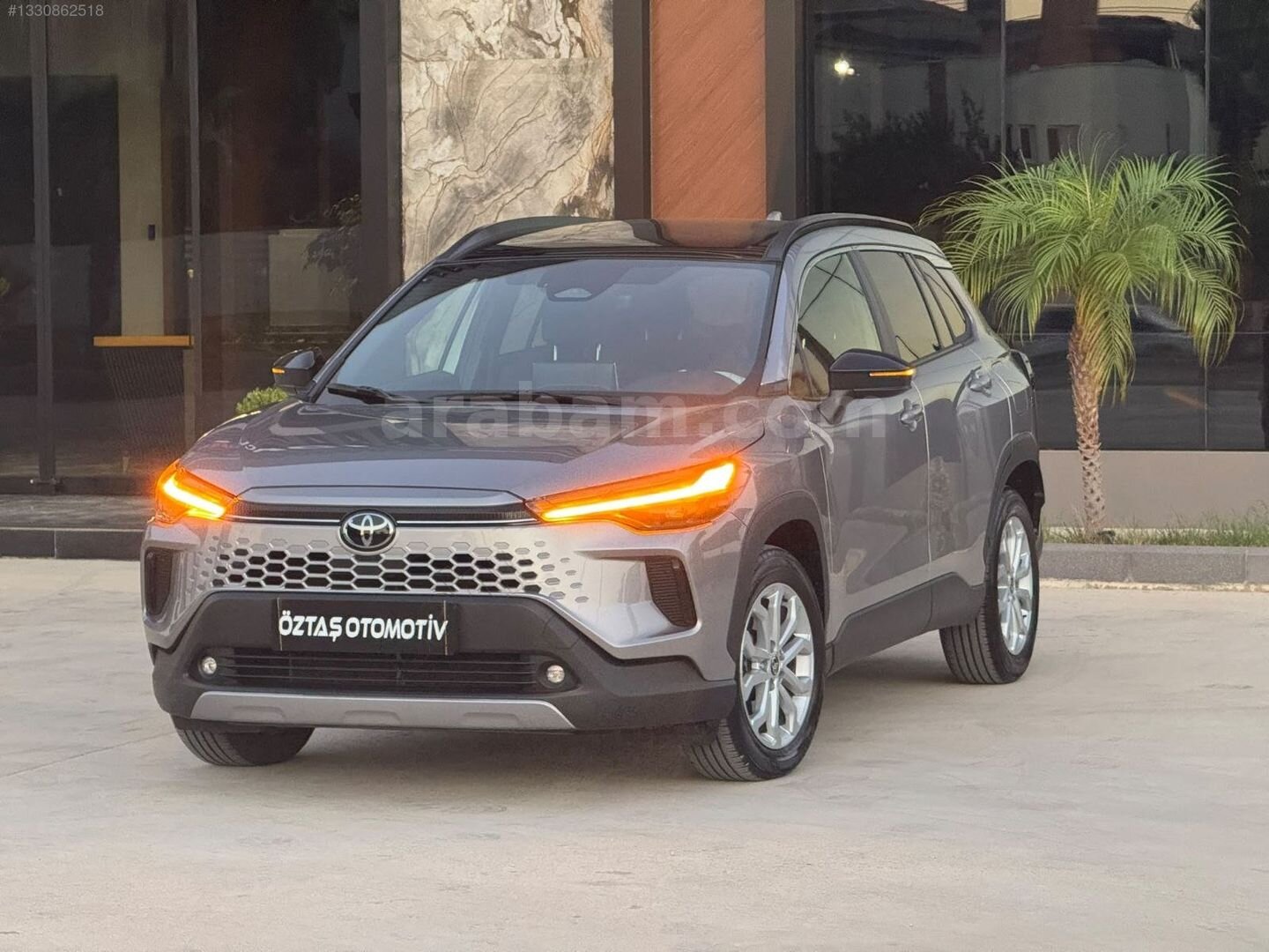 2025 COROLLA CROSS HATASIZ BOYASIZ 30 BİNDE 1.8 HİBRİT CAM TAVA