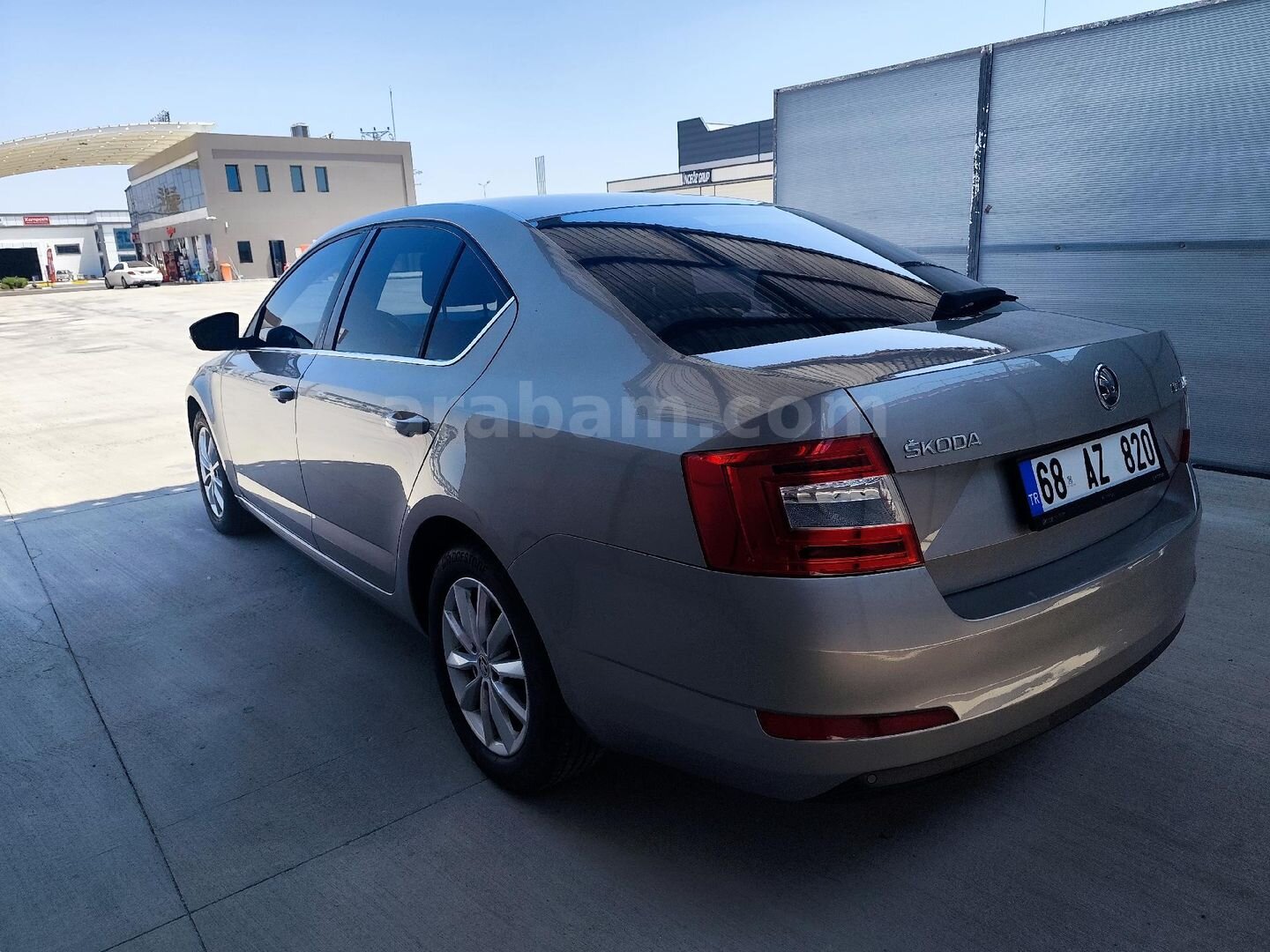 Sahibinden Skoda Octavia 1.6 TDI Elegance 2013 Model Aksaray 199.000 km Bej 4