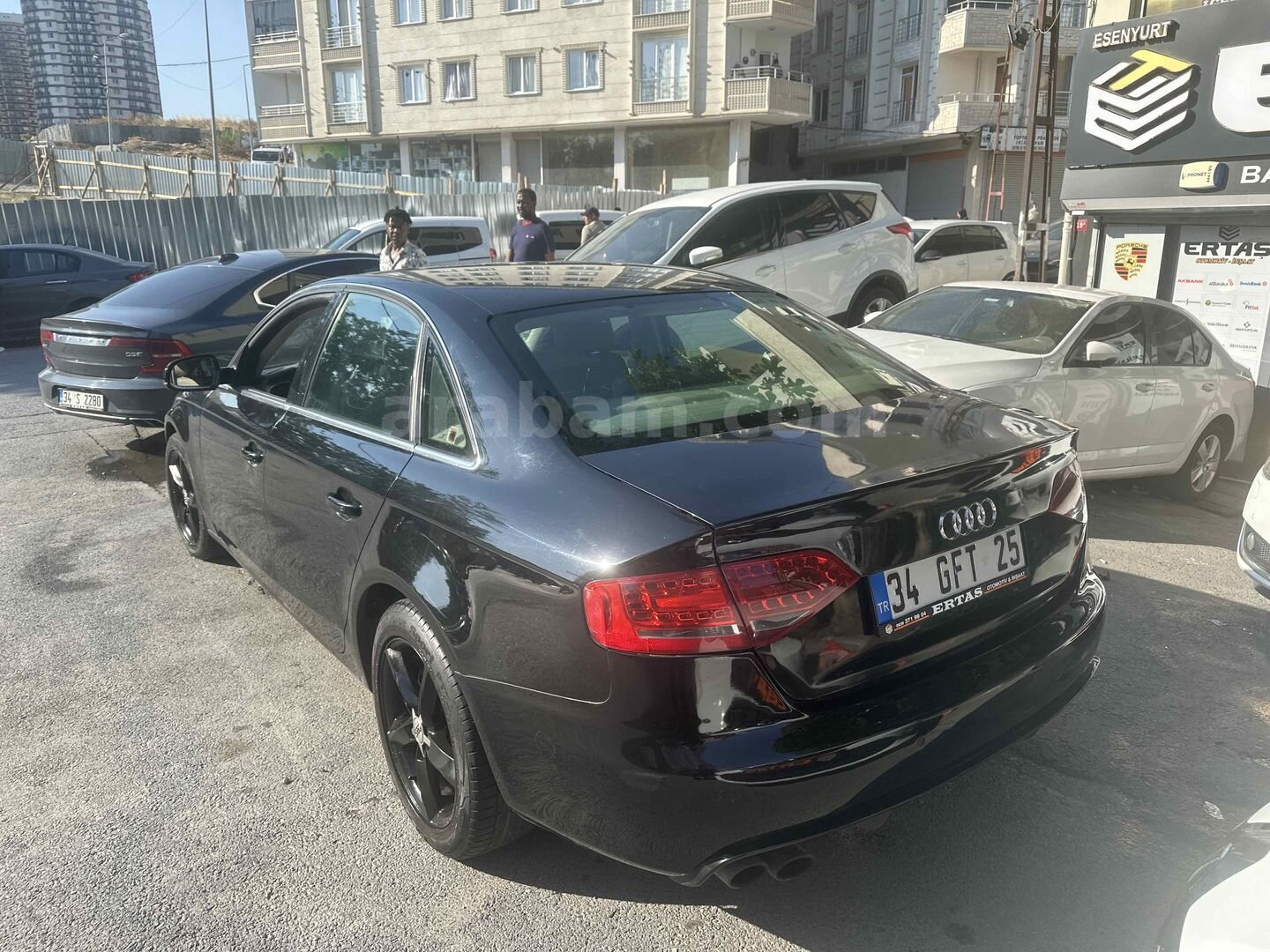 Galeriden Audi A4 Sedan 1.8 T Quattro 2010 Model İstanbul 550.000 km Siyah 3