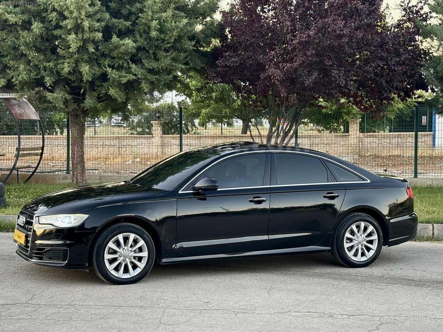 Galeriden Audi A6 Sedan 2.0 TDI Quattro 2016 Model Elazığ 299.800 km Siyah 5