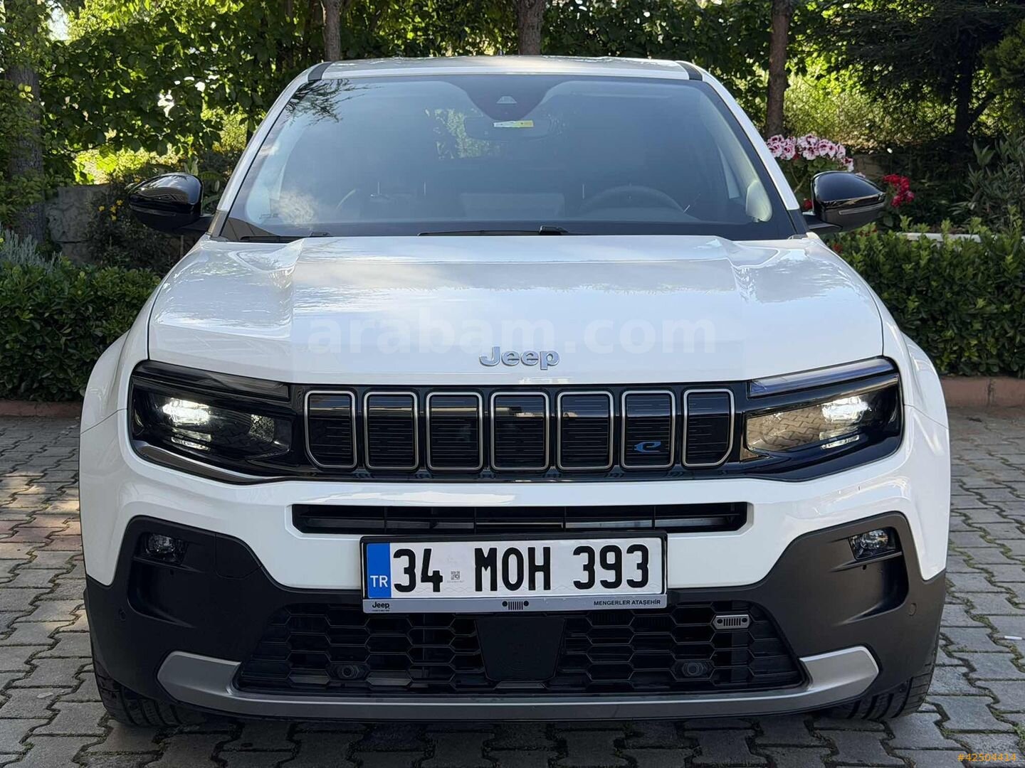 Galeriden Jeep Avenger Electric Summit 2024 Model İstanbul 15.000 km Beyaz 2