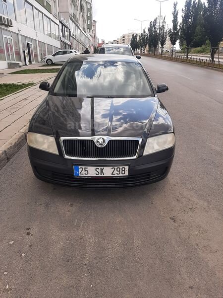 Sahibinden Skoda Octavia 1.6 FSI Elegance 2006 Model Erzurum 243.000 km Siyah