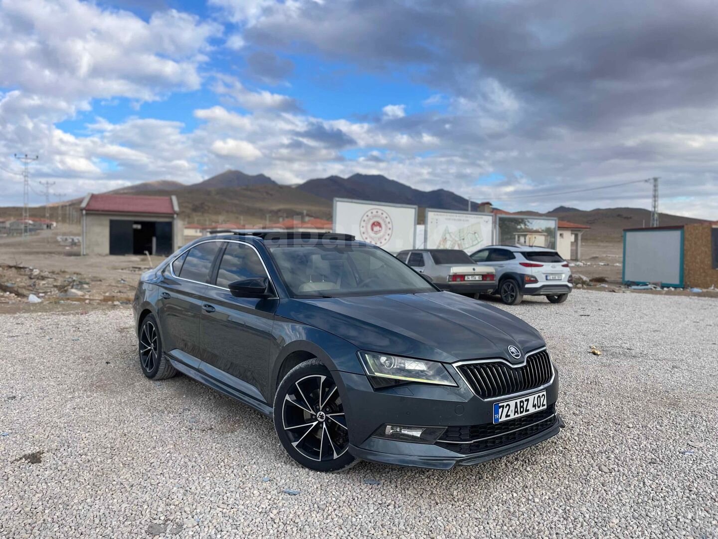 Sahibinden Skoda SuperB 1.6 TDI Prestige 2017 Model Batman 231.000 km Gri 1